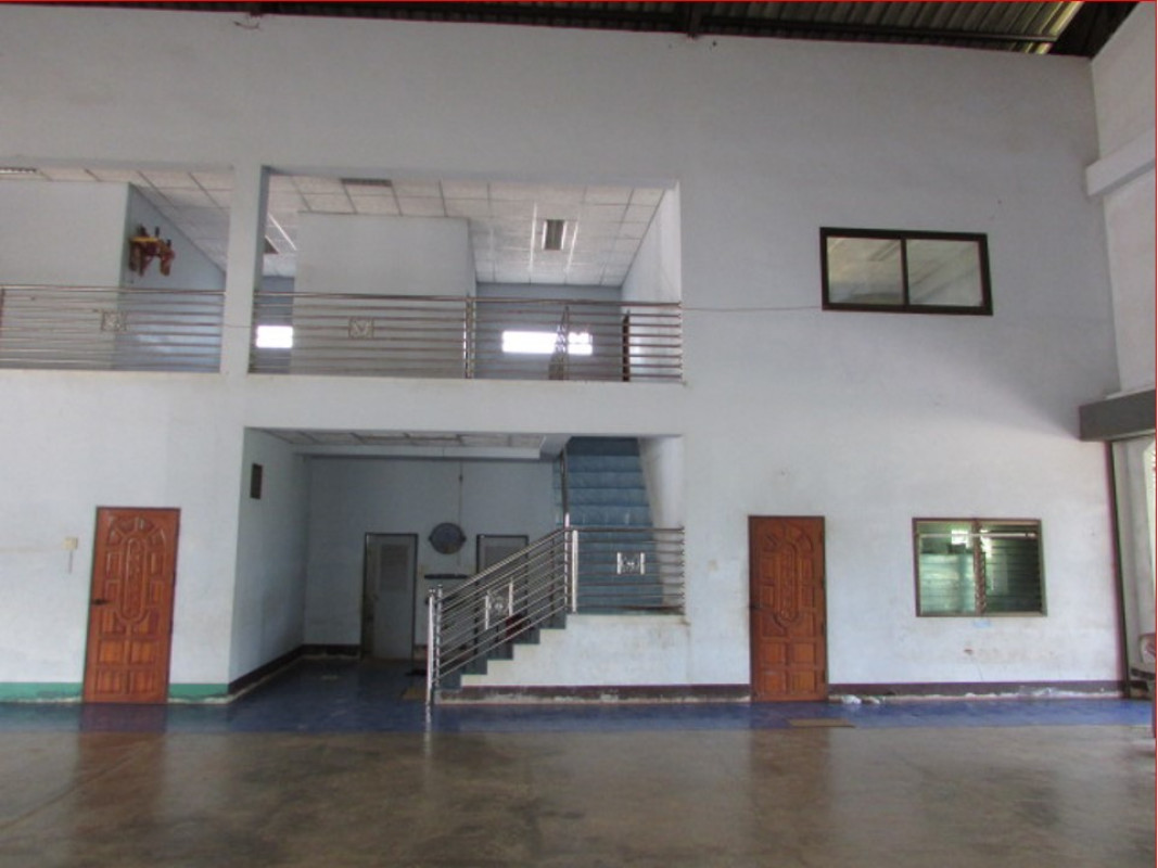 โรงงาน/โกดัง ที่ดินพร้อมอาคารโกดัง ตราด เขาสมิง แสนตุ้ง 7607000