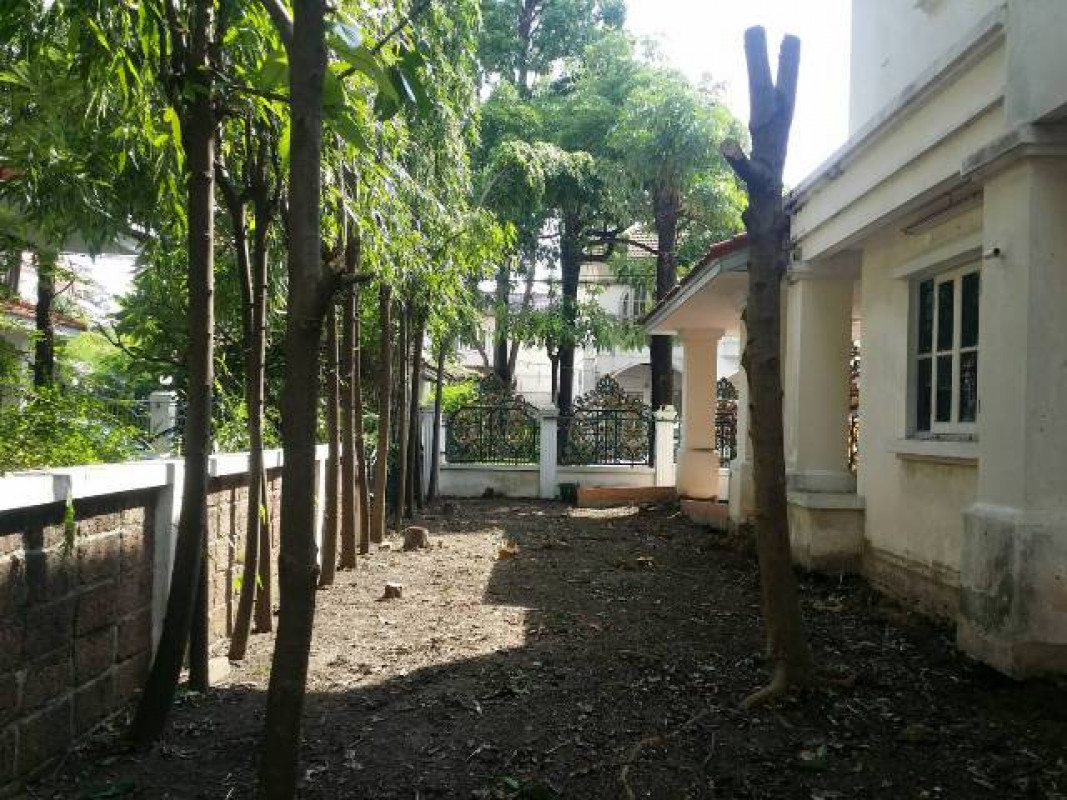 Single house Samut Prakan Phra Pradaeng Bang Khru 4568000
