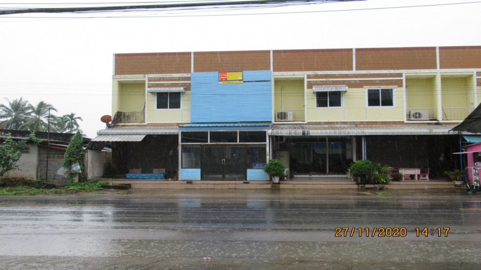 Commercial building Surat Thani Kanchanadit Kadae 2420000