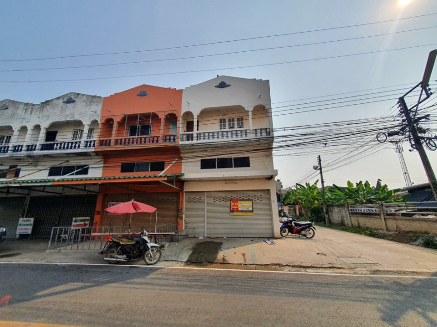 Commercial building Nakhon Sawan Mueang Nakhon Sawan Wat Sai 1470000