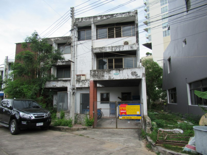 Commercial building Chon Buri Bang Lamung Nong Prue 6300000