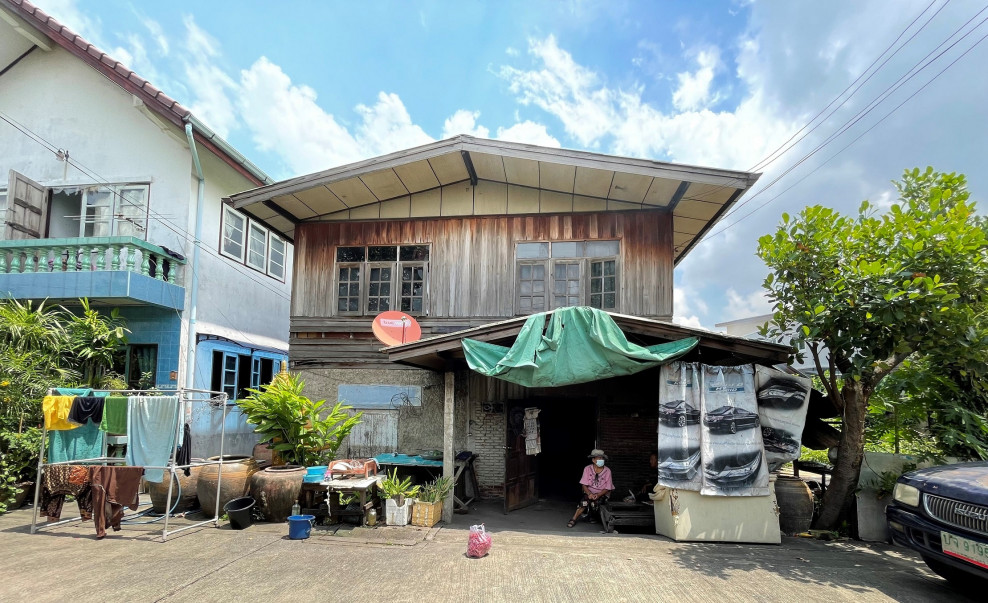 Single house Bangkok Bang Khen Tha Raeng 1909000