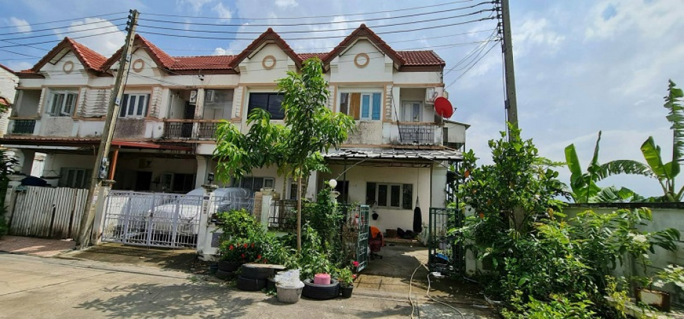 Townhouse Pathum Thani Lam Luk Ka Bueng Kham Phoi 1628000