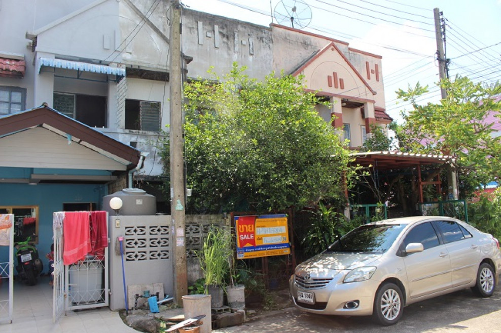 Townhouse Pathum Thani Thanyaburi Bueng Nam Rak 735000