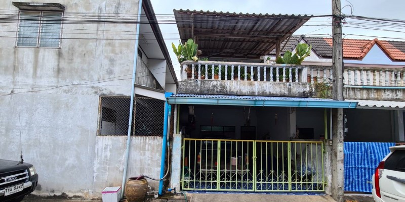 ทาวน์เฮ้าส์ สุราษฎร์ธานี เมืองสุราษฎร์ธานี มะขามเตี้ย 1100000