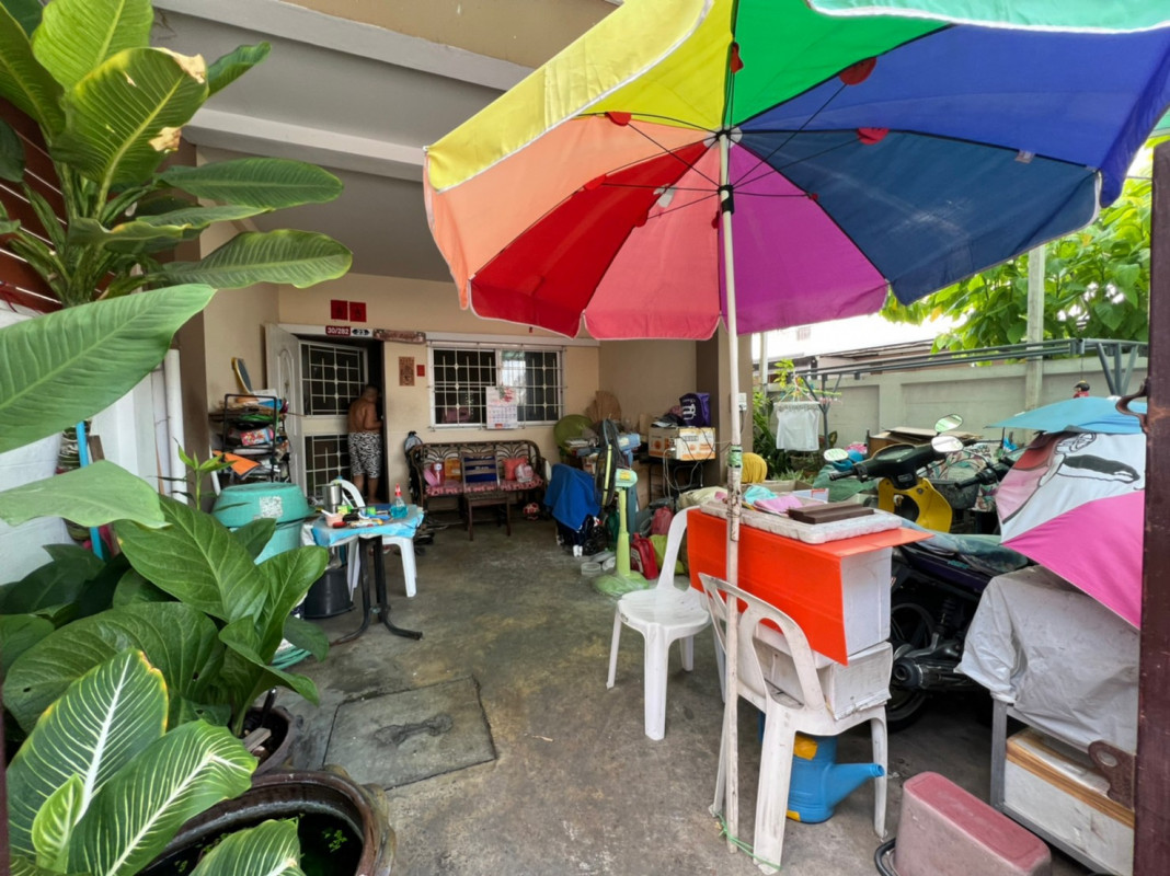 ทาวน์เฮ้าส์ ซอยเรวดี นนทบุรี เมืองนนทบุรี ตลาดขวัญ 4700000