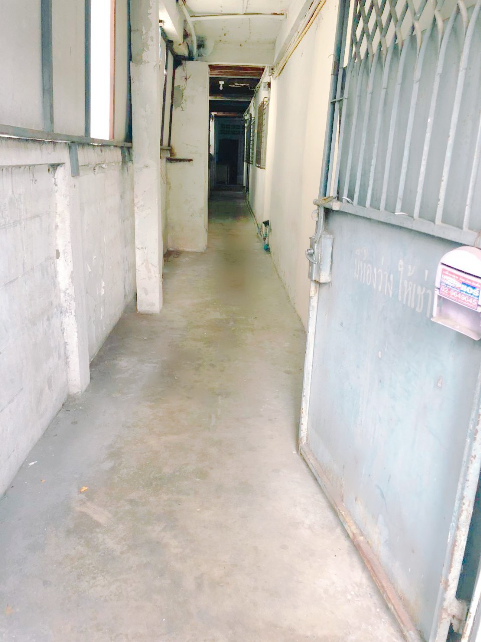 แฟลต ปทุมธานี ธัญบุรี ประชาธิปัตย์ 2800000
