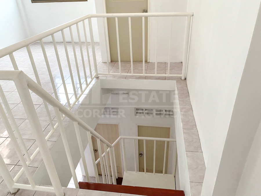 Townhouse Bangkok Lat Krabang Khlong Song Ton Nun 1600000