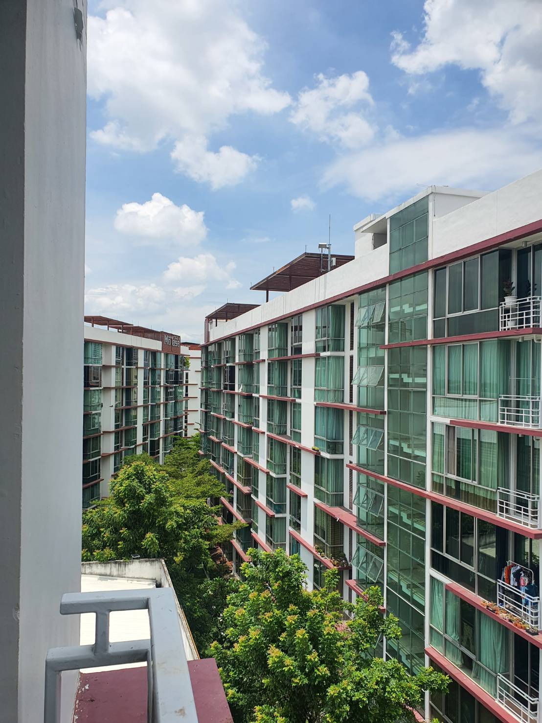 คอนโด ดิไอริส พระราม 9 - ศรีนครินทร์ กรุงเทพมหานคร สวนหลวง สวนหลวง 2990000