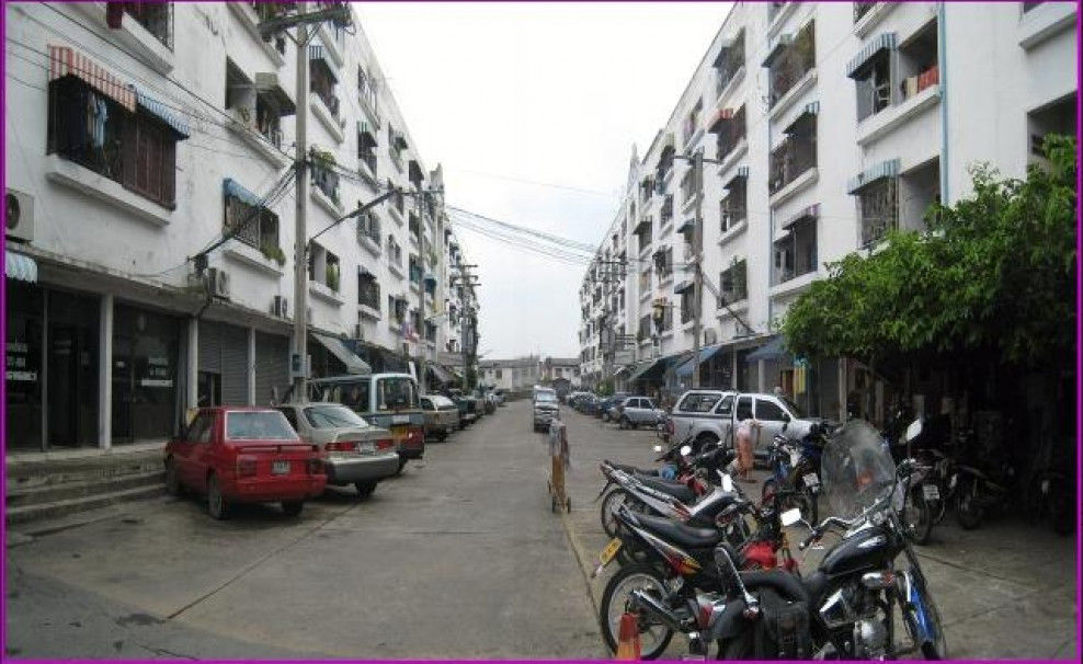 คอนโด น้ำเพชรคอนโดทาวน์ นนทบุรี เมืองนนทบุรี ตลาดขวัญ 182000