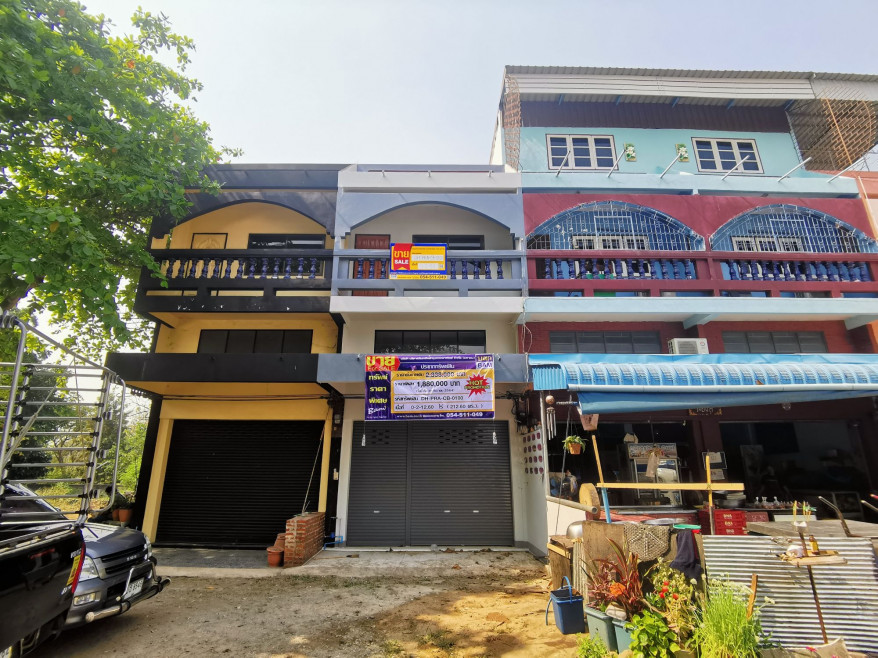Commercial building Phrae Song Ban Klang 2338000