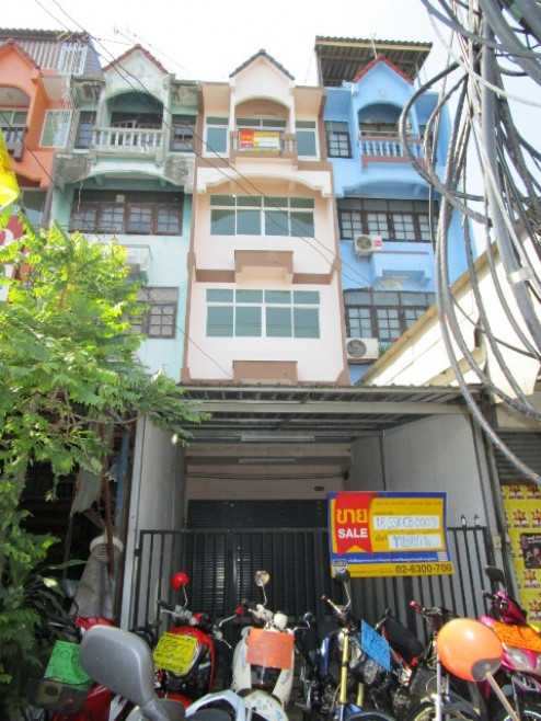 Commercial building Samut Sakhon Mueang Samut Sakhon Mahachai 4200000