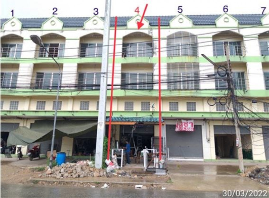 Commercial building Chachoengsao Mueang Chachoengsao Bang Phra 3200000