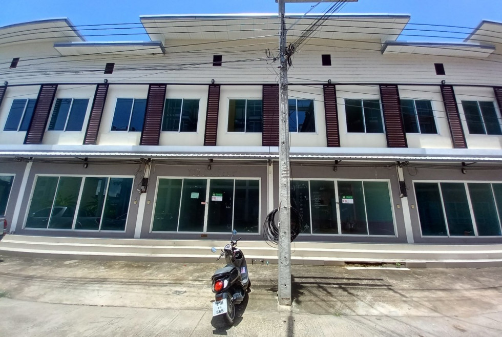 Townhouse Chiang Mai San Sai Nong Han 6400000