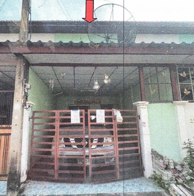 ทาวน์เฮ้าส์ ฉัตรไพลิน ปทุมธานี ลาดหลุมแก้ว ระแหง 875000
