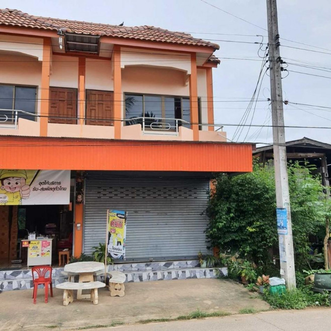 Commercial building Uttaradit Mueang Uttaradit Nam Rit 800000