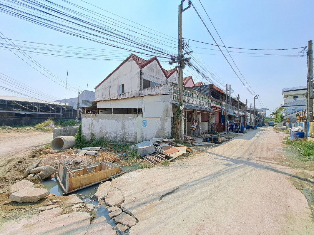 ทาวน์เฮ้าส์ สิทธารมย์ สมุทรปราการ บางพลี บางพลีใหญ่ 2560000