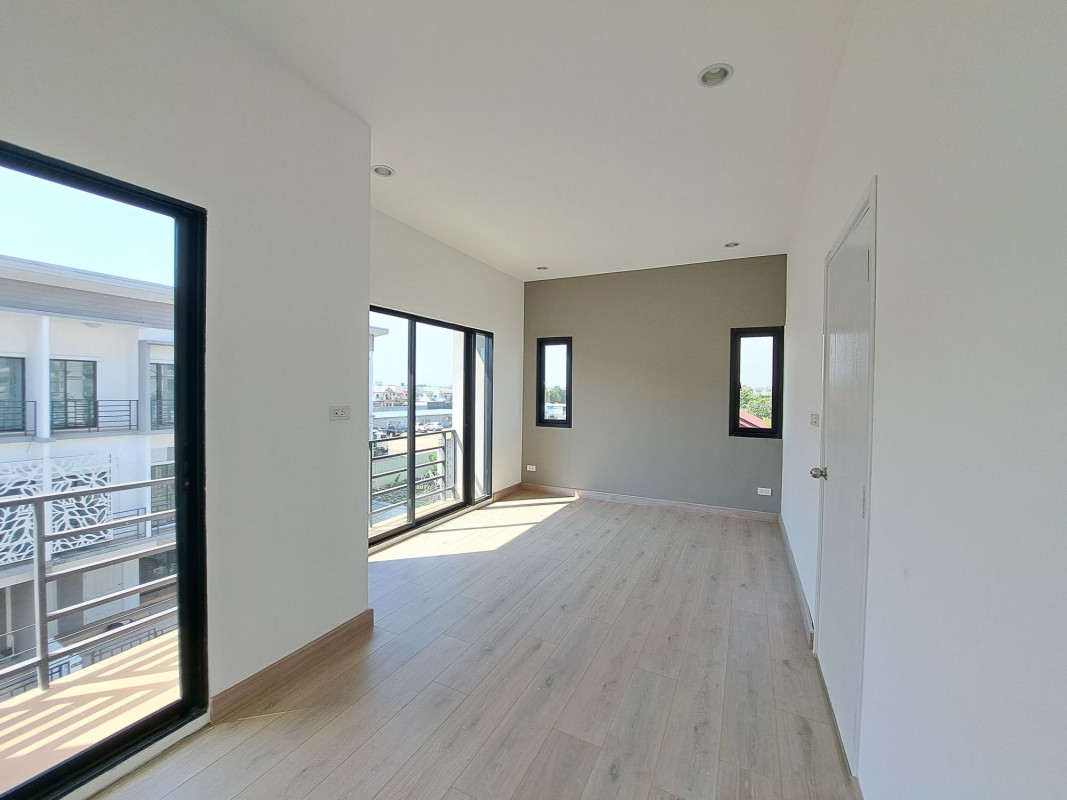 Townhouse @Nice Watcharapol 9 Bangkok Sai Mai Khlong Thanon 5700000