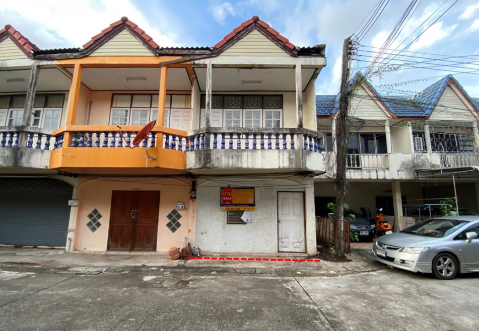 Commercial building Rayong Mueang Rayong Noen Phra 998000