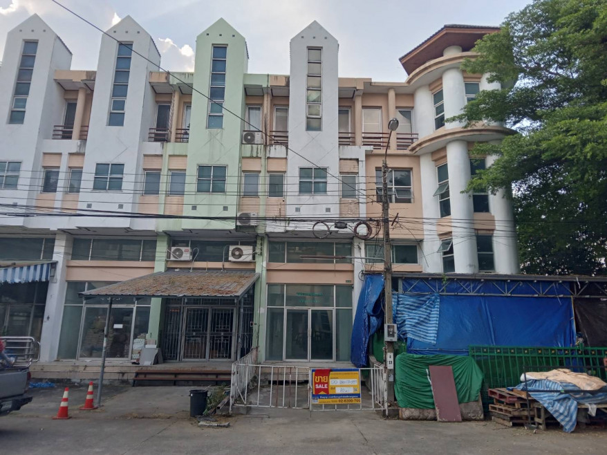 Commercial building Bangkok Prawet Prawet 3780000
