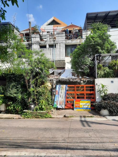 Townhouse Bangkok Bang Kapi Khlong Chan 4200000