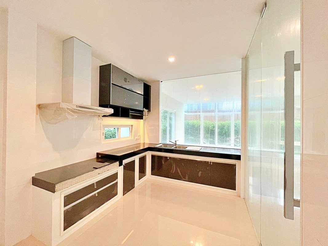 บ้านเดี่ยว ลัดดารมย์ อิลิแกนซ์ วงแหวน-สาทร กรุงเทพมหานคร บางแค หลักสอง 17500000
