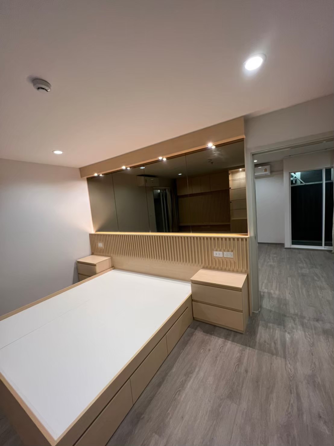 คอนโด รีเจ้นท์โฮม บางซ่อน เฟส 28 กรุงเทพมหานคร บางซื่อ บางซื่อ 3200000