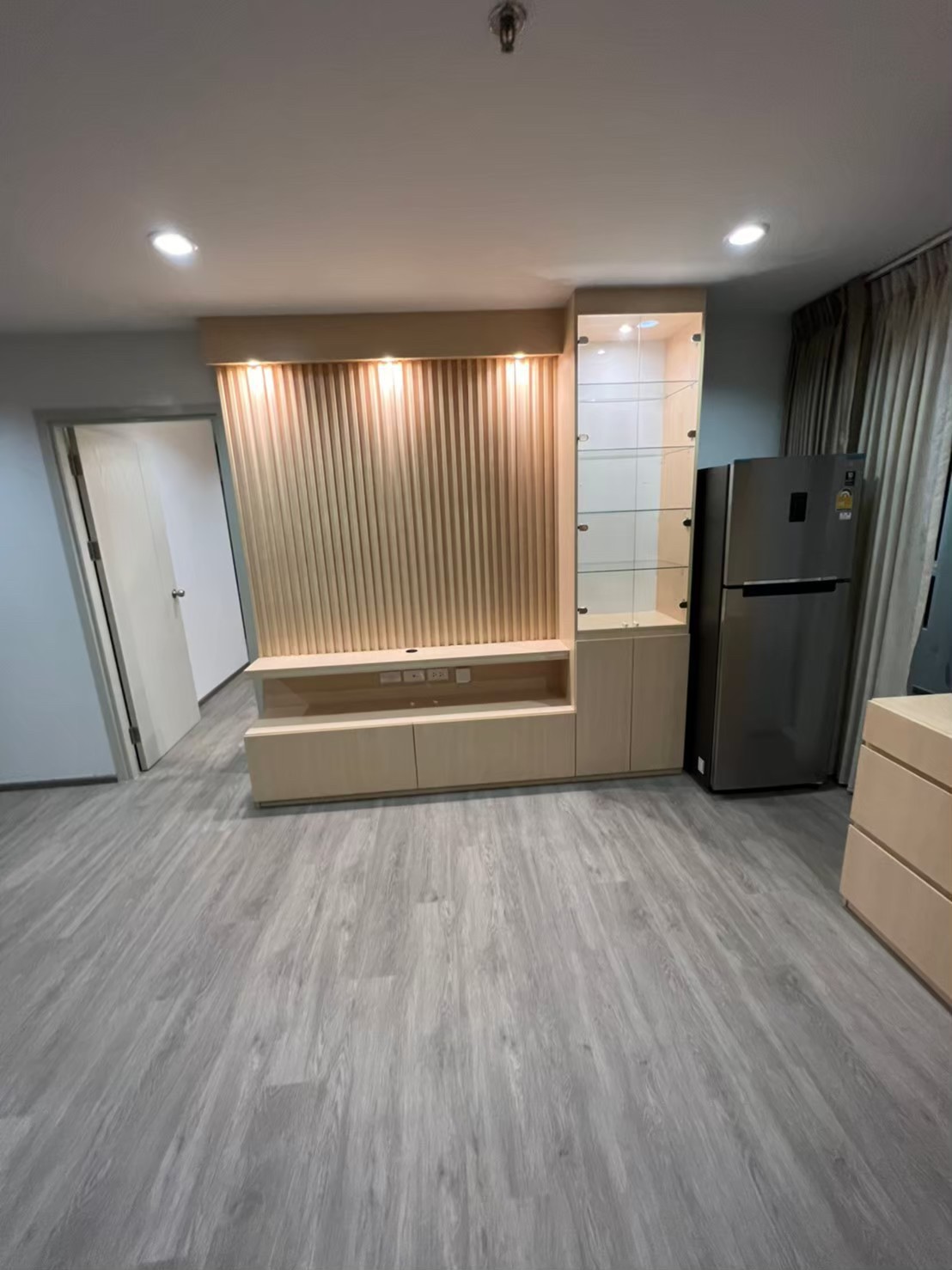 คอนโด รีเจ้นท์โฮม บางซ่อน เฟส 28 กรุงเทพมหานคร บางซื่อ บางซื่อ 3200000