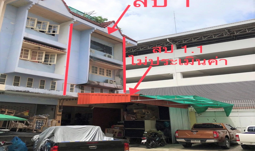 Commercial building Pathum Thani Mueang Pathum Thani Ban Chang 2550000