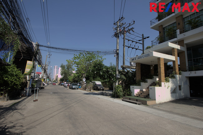 ที่ดินเปล่า กรุงเทพมหานคร พระโขนง บางจาก 67050000