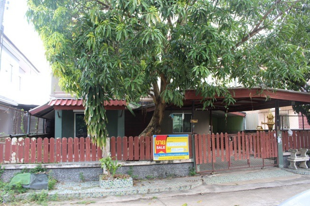 Single house Pathum Thani Thanyaburi Lam Phak Kut 2100000