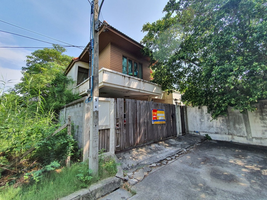 Single house Samut Prakan Phra Pradaeng Bang Khru 6510000