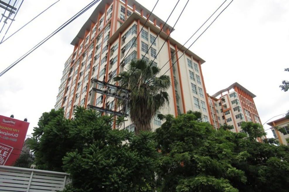 Condominium Bangkok Huai Khwang Sam Sen Nok 4453000