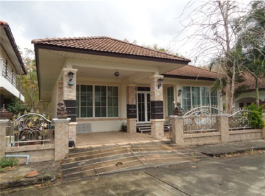 Single house Nakhon Si Thammarat Thung Song Chamai 2750000