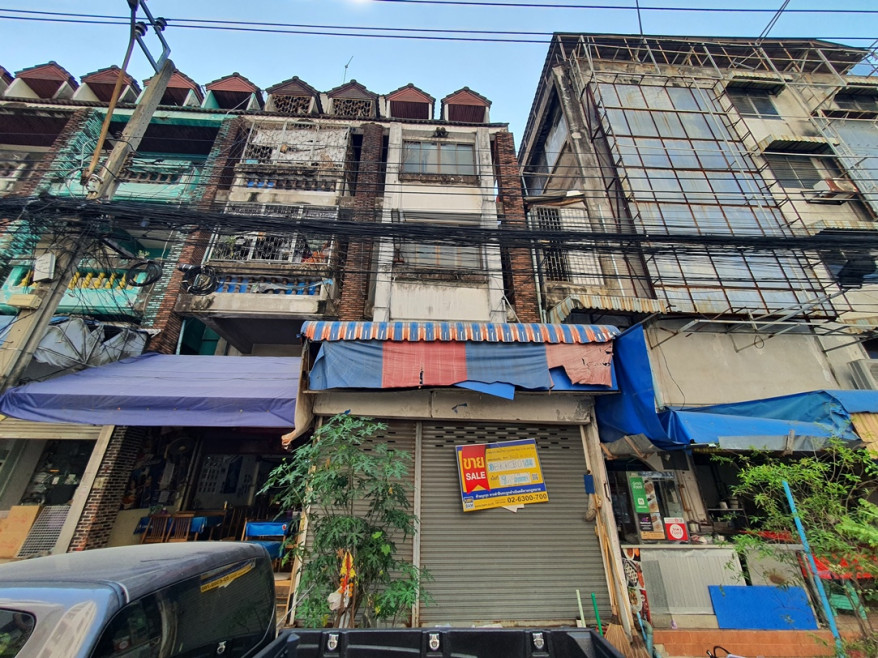 Commercial building Bangkok Bang Kapi Hua Mak 5250000