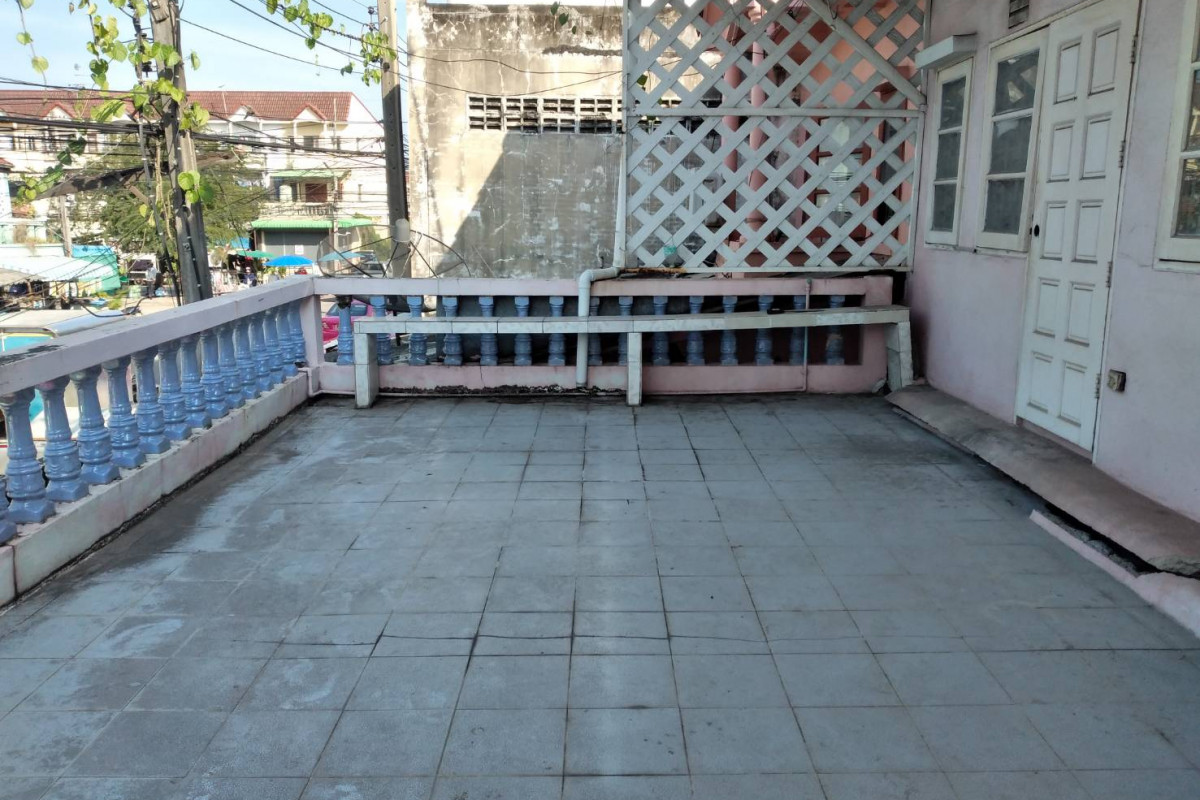 Townhouse Pathum Thani Lam Luk Ka Khu Khot 2200000