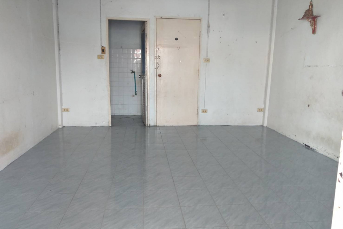 Townhouse Pathum Thani Lam Luk Ka Khu Khot 2200000