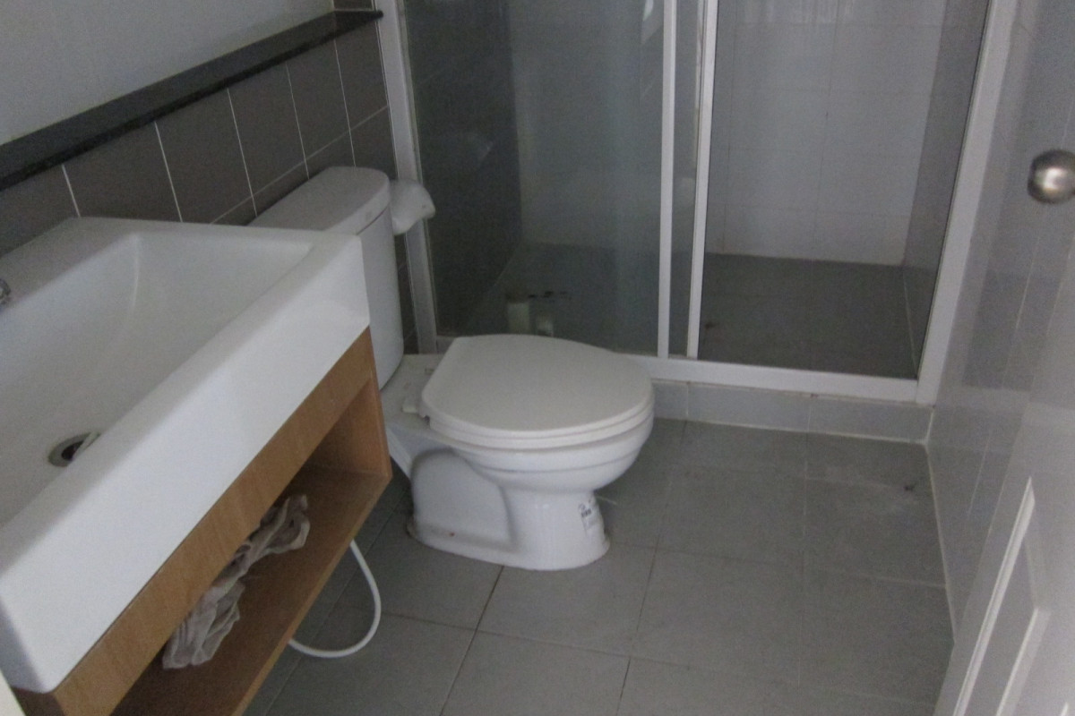 Townhouse Pathum Thani Lam Luk Ka Lat Sawai 1600000