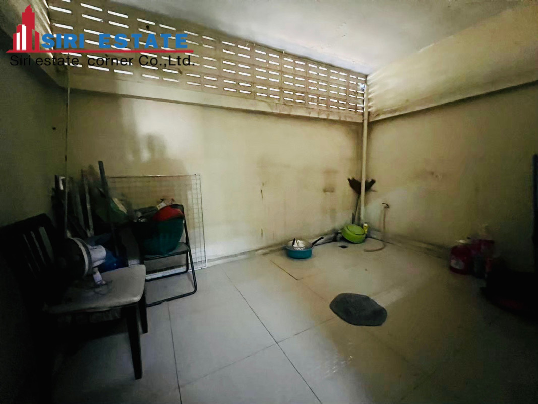 อาคารพาณิชย์ ชลบุรี พานทอง บ้านเก่า 3700000