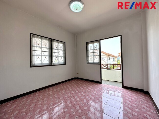 บ้านเดี่ยว เพชรมณฑลกรีน บางบอน 5 กรุงเทพมหานคร หนองแขม หนองแขม 2990000