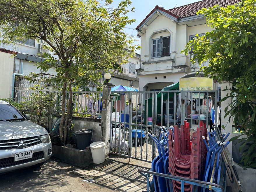 Townhouse Pathum Thani Thanyaburi Bueng Yitho 1680000