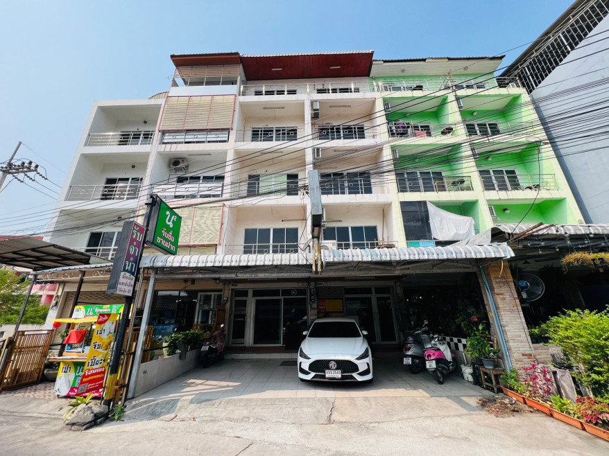 Commercial building Chon Buri Bang Lamung Nong Prue 8190000
