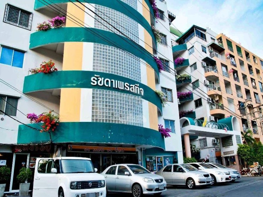 Condominium Bangkok Huai Khwang Sam Sen Nok 868329