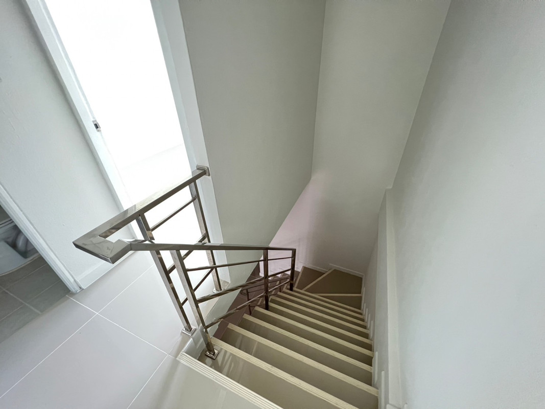 ทาวน์เฮ้าส์ The Next Townhome ชลบุรี ศรีราชา บึง 1700000