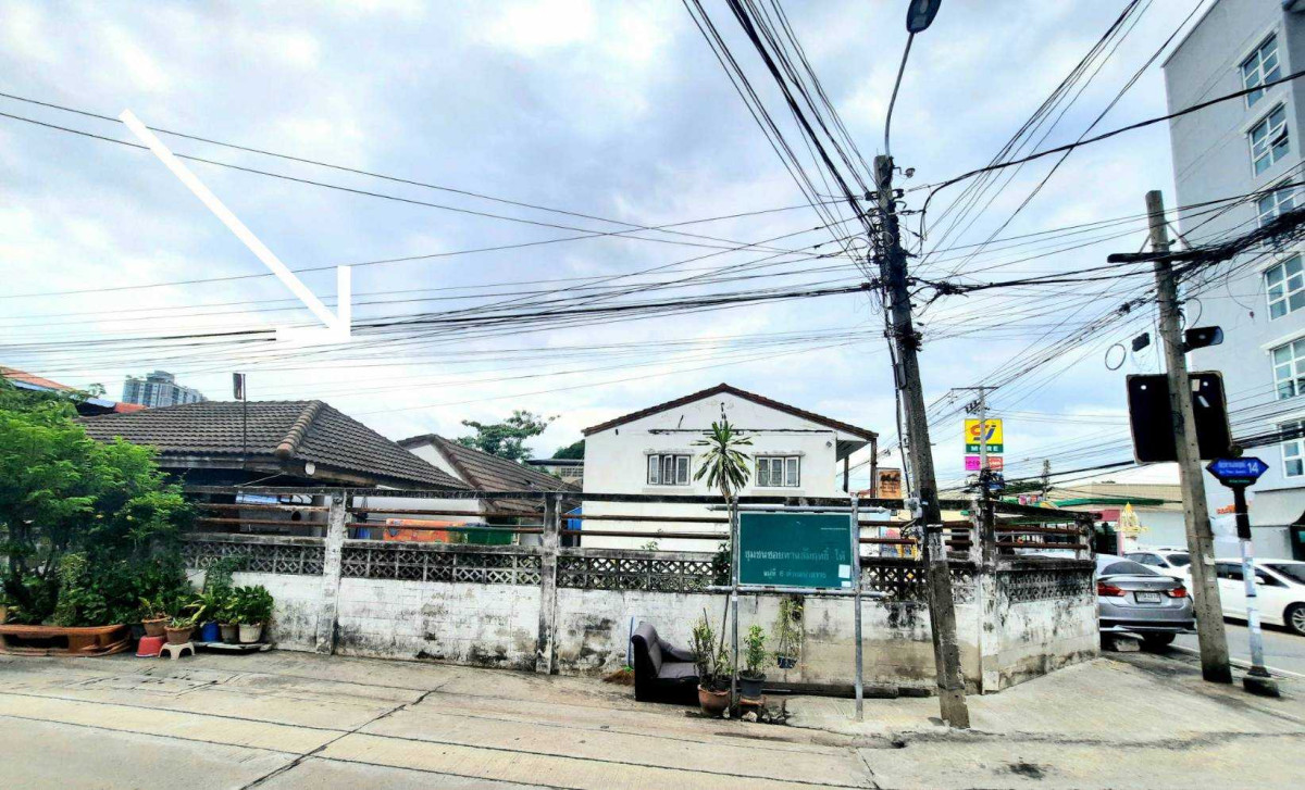 อื่นๆ นนทบุรี เมืองนนทบุรี ตลาดขวัญ 18000000