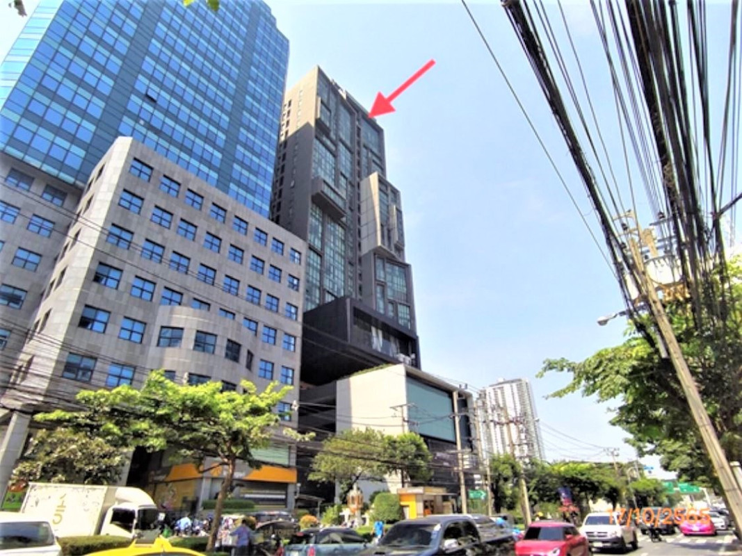 Condominium Up Ekamai Bangkok Watthana Khlong Tan Nuea 6802000