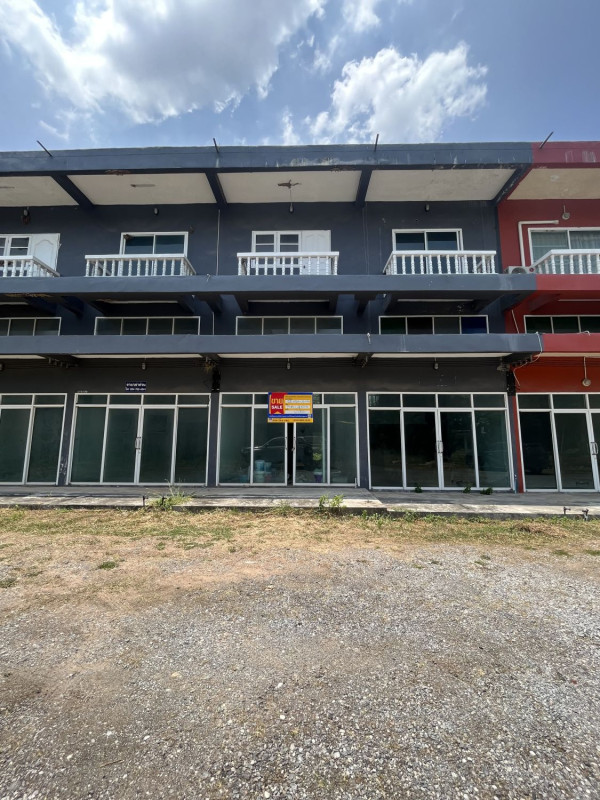 อาคารพาณิชย์ นราเพลส นครราชสีมา สีคิ้ว ลาดบัวขาว 1785000