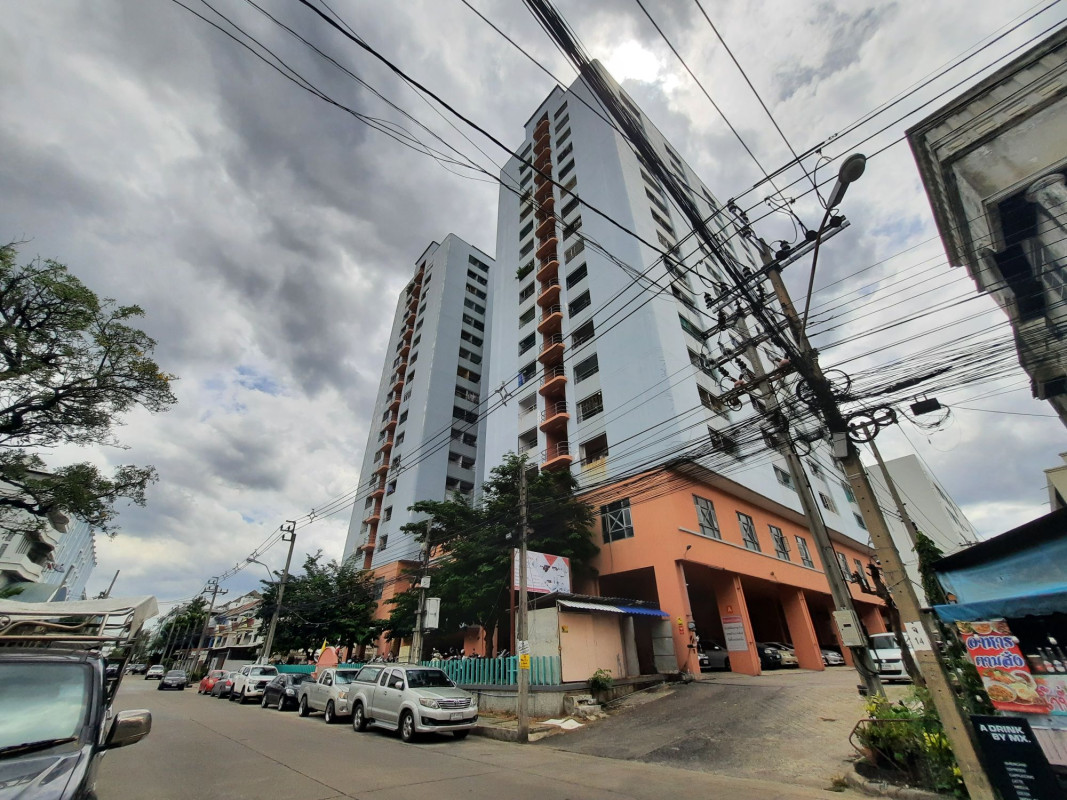 คอนโด ลาดพร้าวการ์เด้นท์ กรุงเทพมหานคร บางกะปิ คลองจั่น 631000