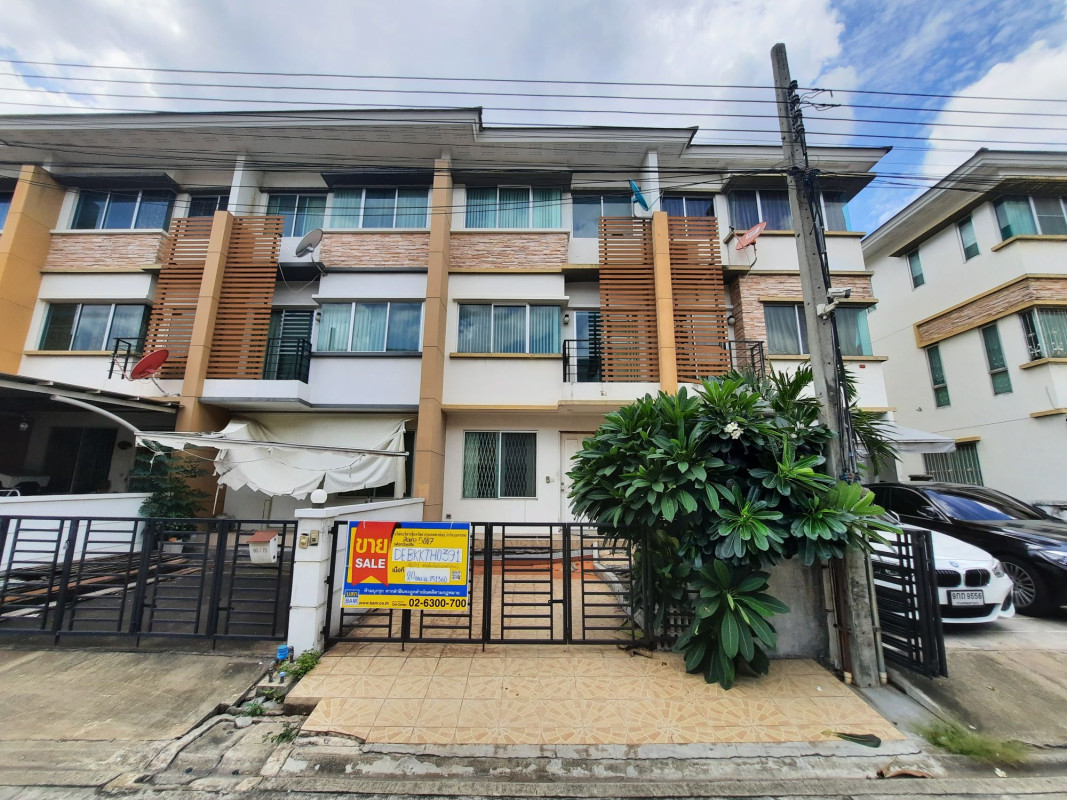 ทาวน์เฮ้าส์ ทาวน์พลัส ลาดพร้าว 101 กรุงเทพมหานคร บางกะปิ คลองจั่น 3360000
