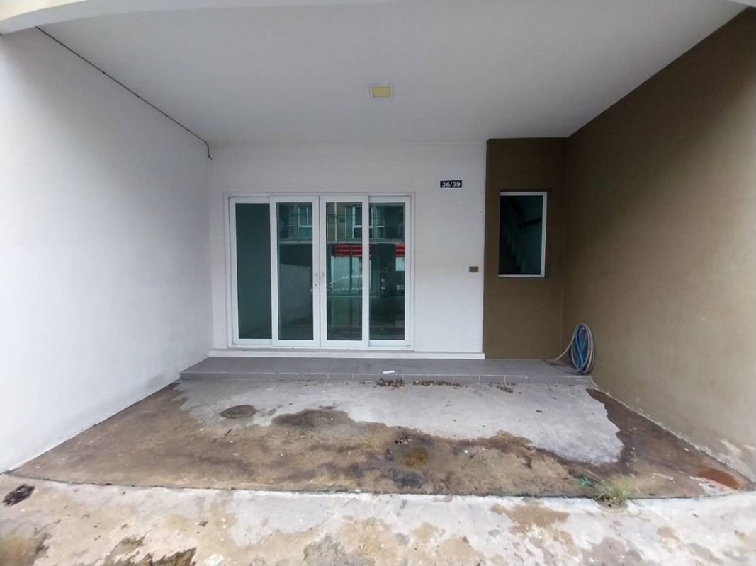 ทาวน์เฮ้าส์ เบล็ส ทาวน์ ศรีนครินทร์ – หนามแดง สมุทรปราการ บางพลี บางแก้ว 3600000